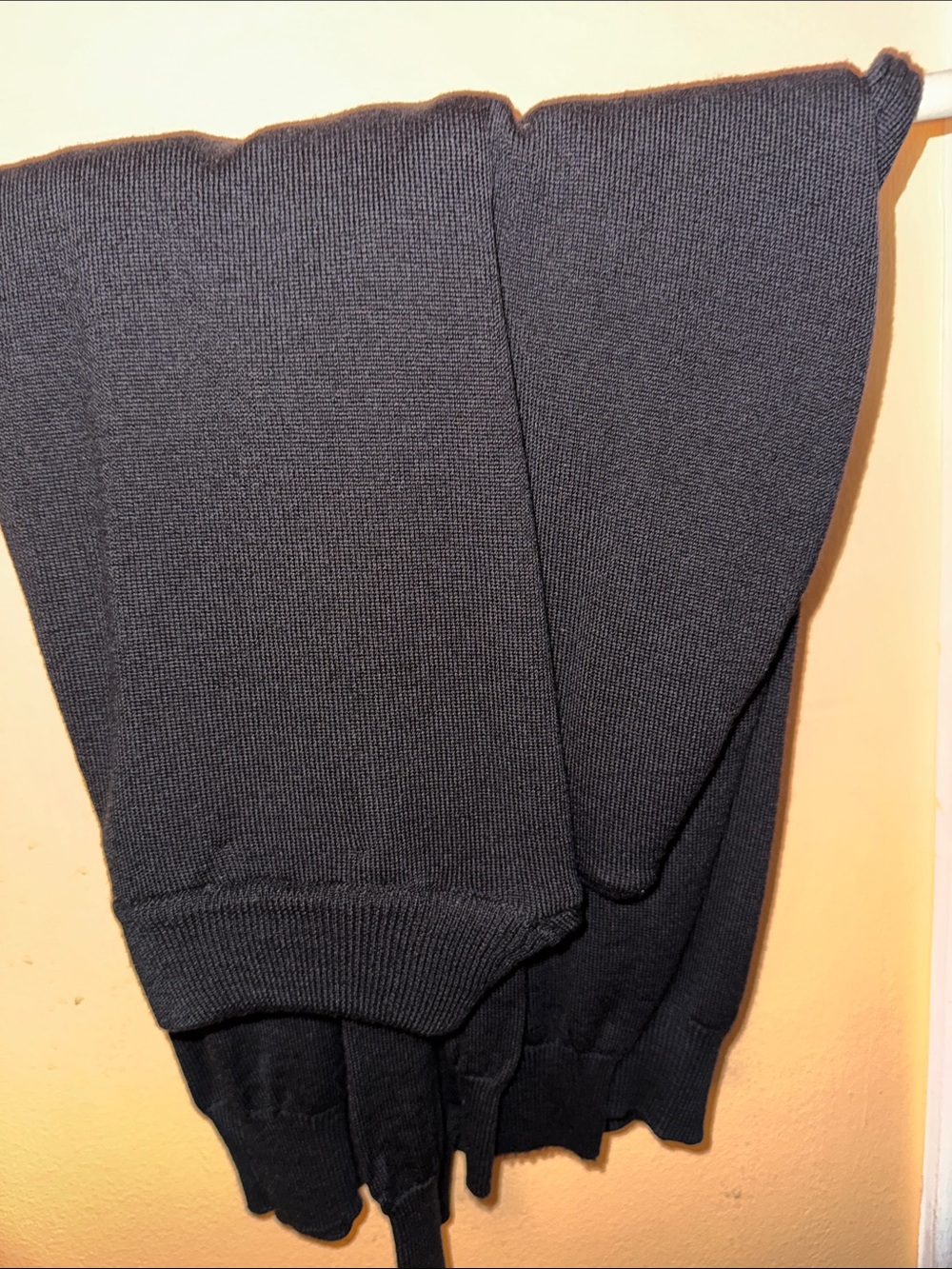 Men's Black Crewneck Sweater - Classic Everyday Knit